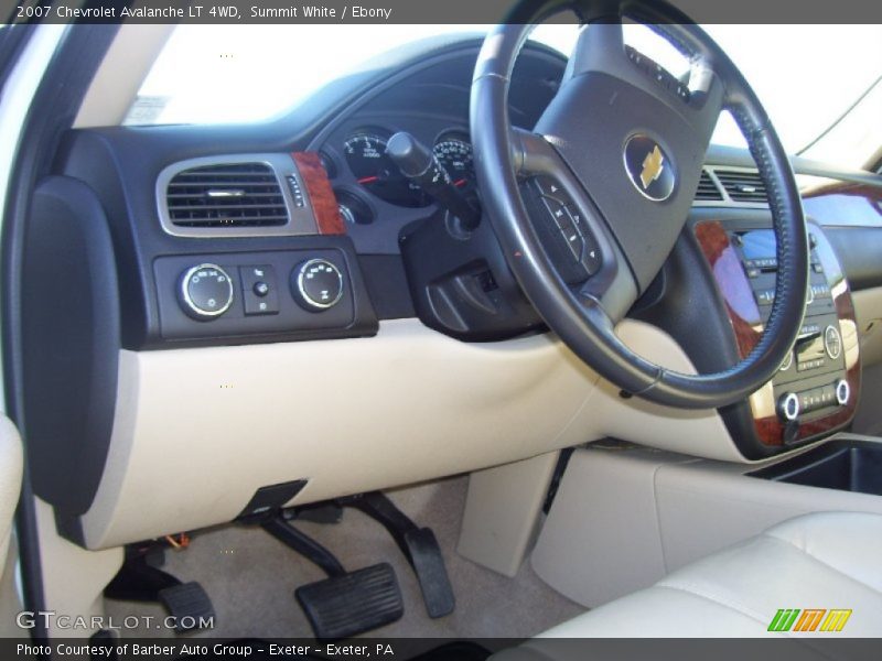 Summit White / Ebony 2007 Chevrolet Avalanche LT 4WD