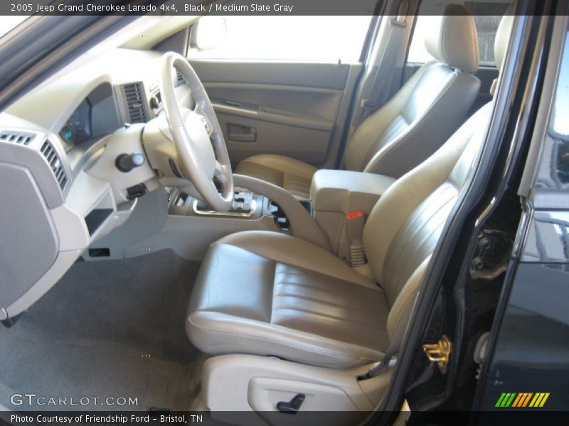 Black / Medium Slate Gray 2005 Jeep Grand Cherokee Laredo 4x4