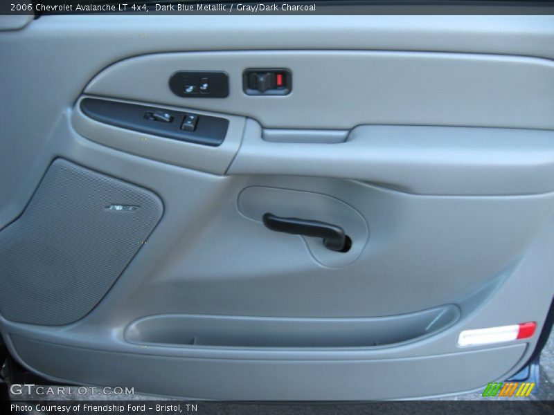 Dark Blue Metallic / Gray/Dark Charcoal 2006 Chevrolet Avalanche LT 4x4