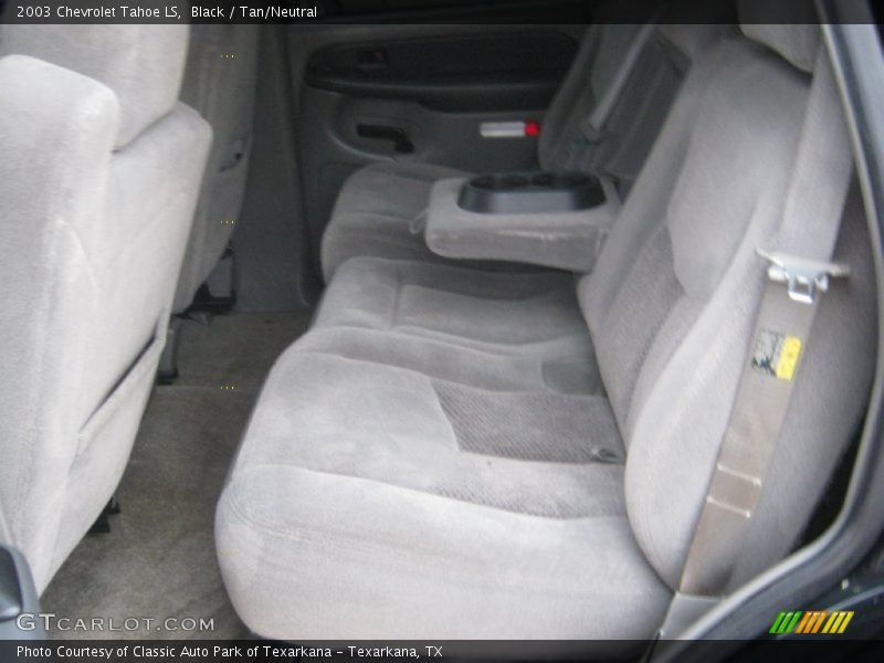 Black / Tan/Neutral 2003 Chevrolet Tahoe LS