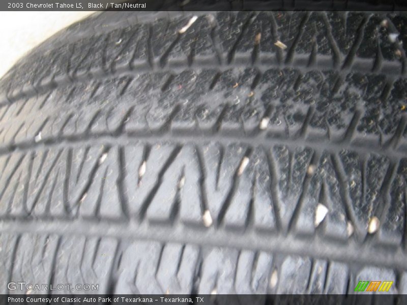 Black / Tan/Neutral 2003 Chevrolet Tahoe LS
