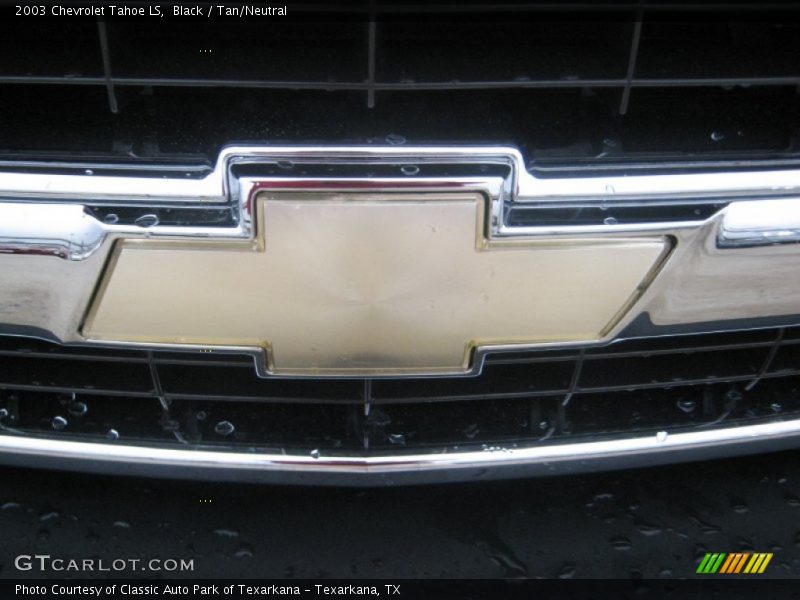 Black / Tan/Neutral 2003 Chevrolet Tahoe LS