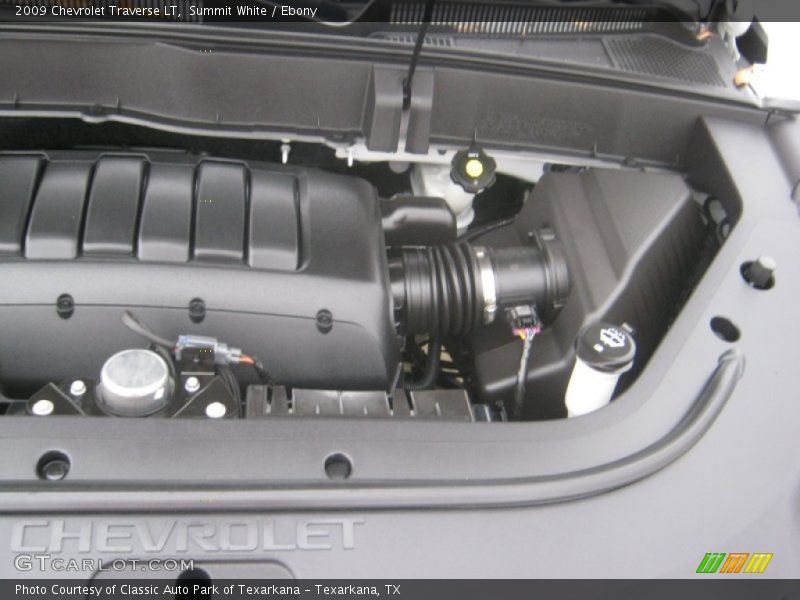 Summit White / Ebony 2009 Chevrolet Traverse LT