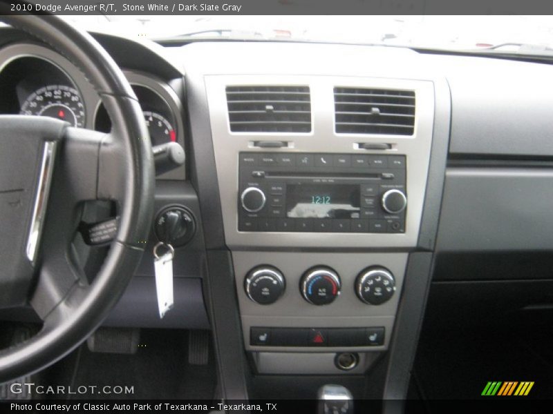 Stone White / Dark Slate Gray 2010 Dodge Avenger R/T