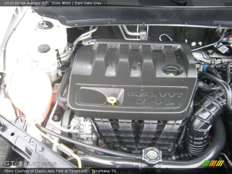 Stone White / Dark Slate Gray 2010 Dodge Avenger R/T
