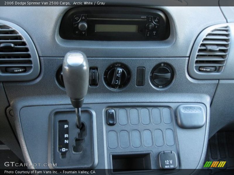 Controls of 2006 Sprinter Van 2500 Cargo