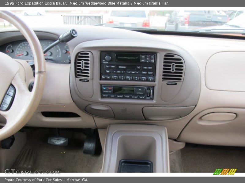 Medium Wedgewood Blue Metallic / Medium Prairie Tan 1999 Ford Expedition Eddie Bauer