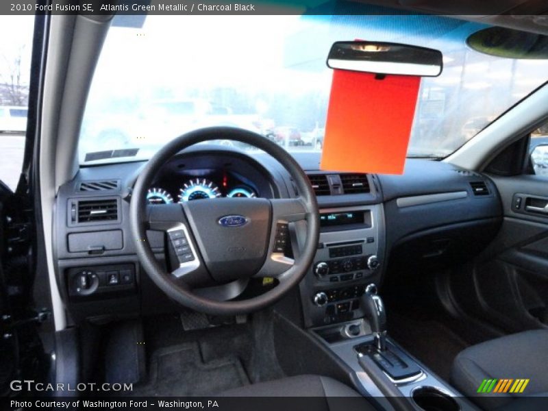 Dashboard of 2010 Fusion SE