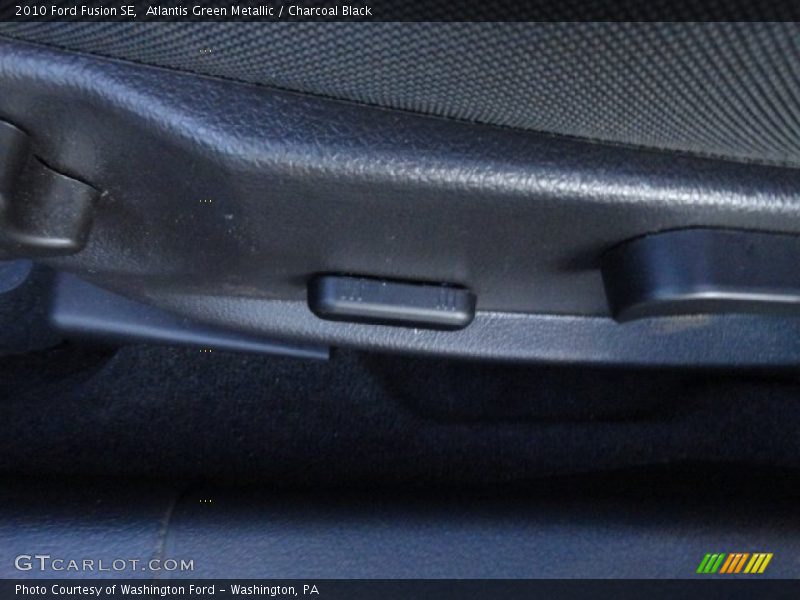Atlantis Green Metallic / Charcoal Black 2010 Ford Fusion SE