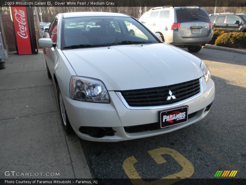 Dover White Pearl / Medium Gray 2009 Mitsubishi Galant ES