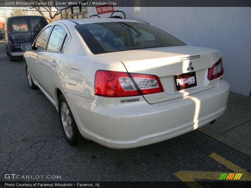 Dover White Pearl / Medium Gray 2009 Mitsubishi Galant ES