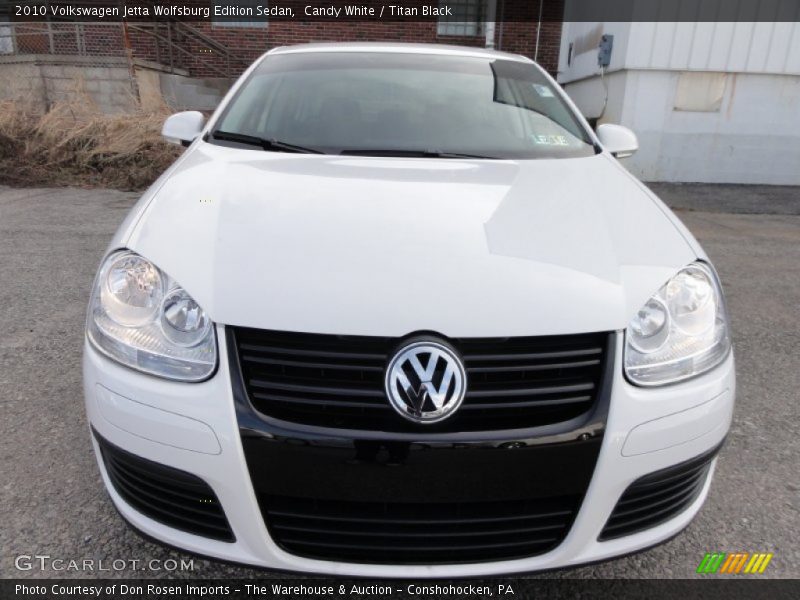 Candy White / Titan Black 2010 Volkswagen Jetta Wolfsburg Edition Sedan
