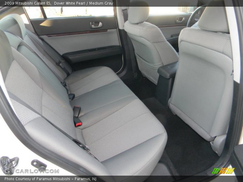 Dover White Pearl / Medium Gray 2009 Mitsubishi Galant ES