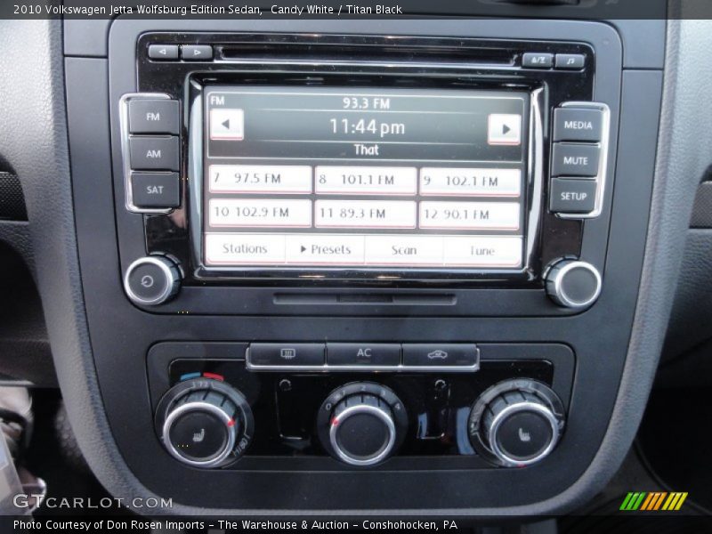 Controls of 2010 Jetta Wolfsburg Edition Sedan
