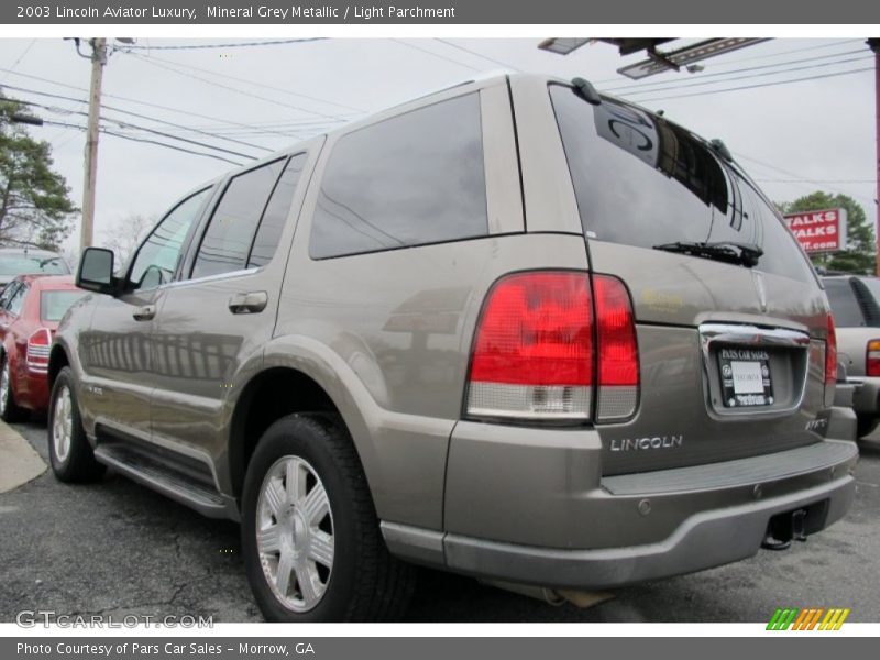 Mineral Grey Metallic / Light Parchment 2003 Lincoln Aviator Luxury