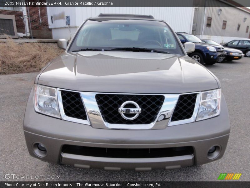 Granite Metallic / Graphite 2005 Nissan Pathfinder SE 4x4