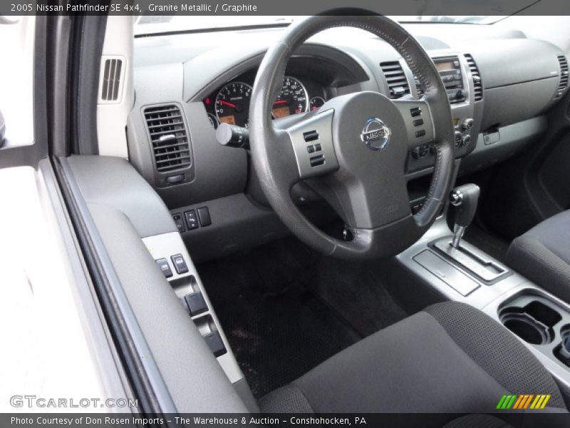 Granite Metallic / Graphite 2005 Nissan Pathfinder SE 4x4
