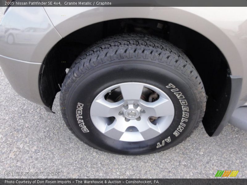 Granite Metallic / Graphite 2005 Nissan Pathfinder SE 4x4