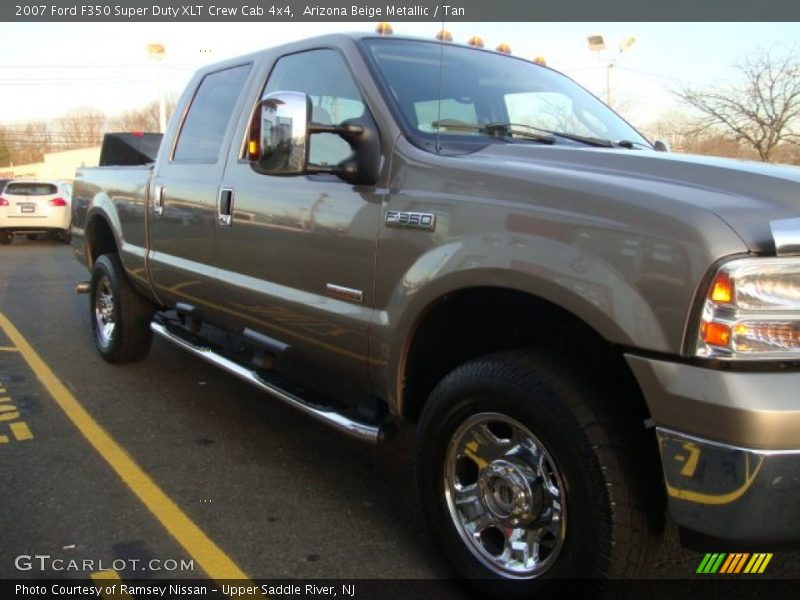Arizona Beige Metallic / Tan 2007 Ford F350 Super Duty XLT Crew Cab 4x4