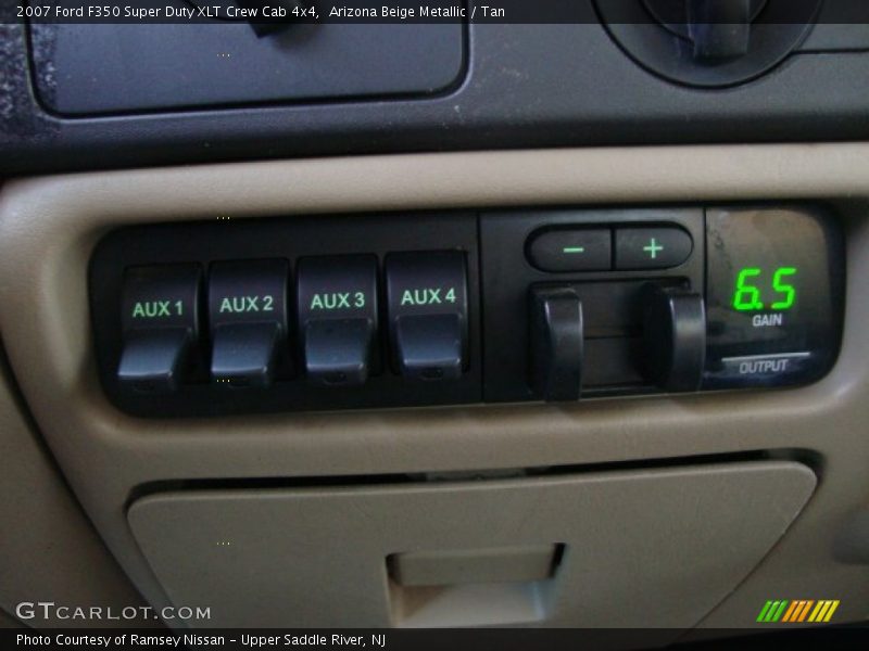Arizona Beige Metallic / Tan 2007 Ford F350 Super Duty XLT Crew Cab 4x4