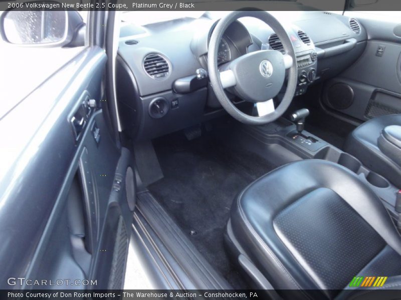 Platinum Grey / Black 2006 Volkswagen New Beetle 2.5 Coupe