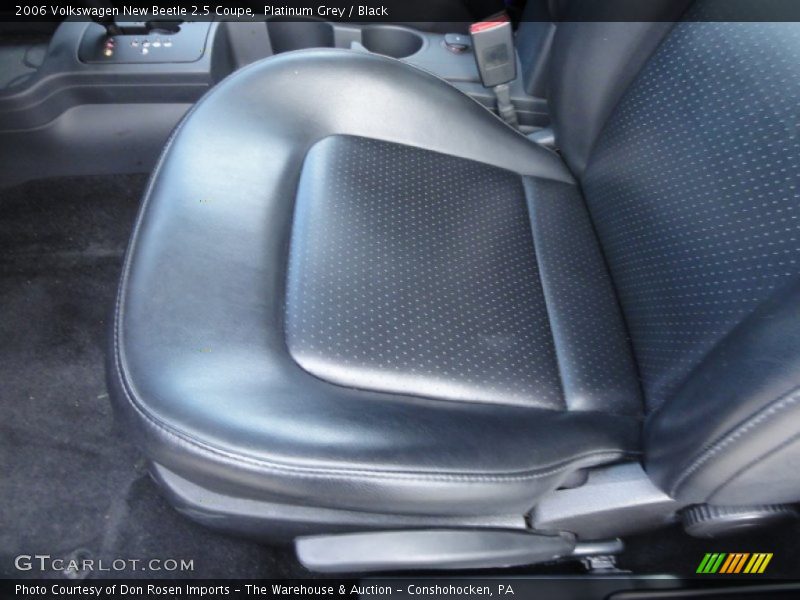 Platinum Grey / Black 2006 Volkswagen New Beetle 2.5 Coupe