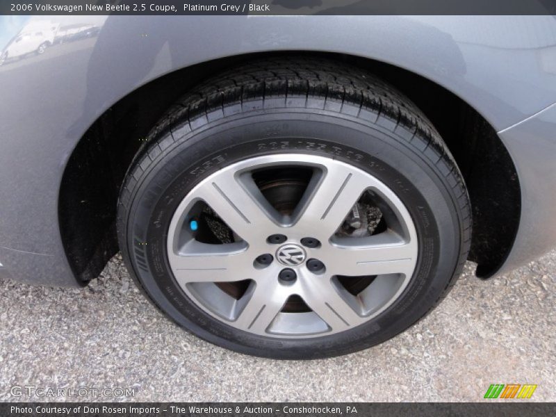 Platinum Grey / Black 2006 Volkswagen New Beetle 2.5 Coupe