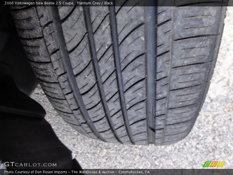 Platinum Grey / Black 2006 Volkswagen New Beetle 2.5 Coupe
