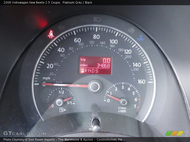 Platinum Grey / Black 2006 Volkswagen New Beetle 2.5 Coupe