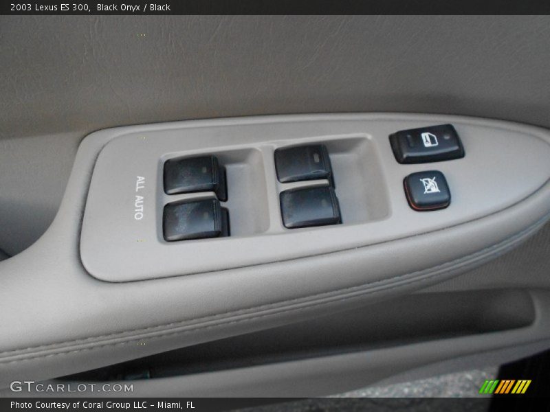 Black Onyx / Black 2003 Lexus ES 300