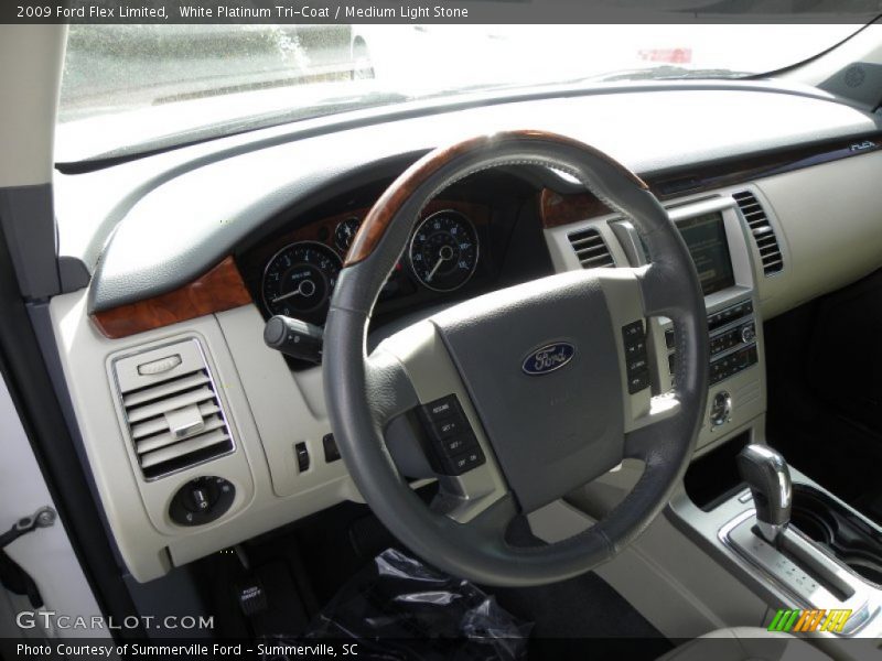 White Platinum Tri-Coat / Medium Light Stone 2009 Ford Flex Limited