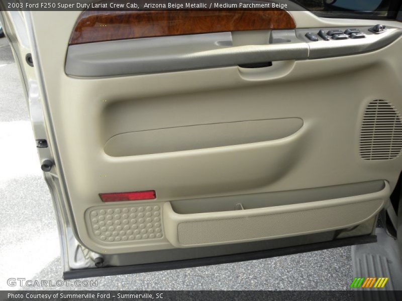Arizona Beige Metallic / Medium Parchment Beige 2003 Ford F250 Super Duty Lariat Crew Cab