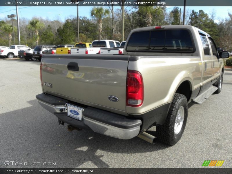 Arizona Beige Metallic / Medium Parchment Beige 2003 Ford F250 Super Duty Lariat Crew Cab
