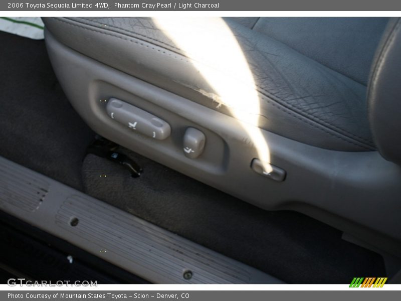 Phantom Gray Pearl / Light Charcoal 2006 Toyota Sequoia Limited 4WD
