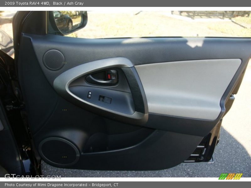 Black / Ash Gray 2009 Toyota RAV4 4WD