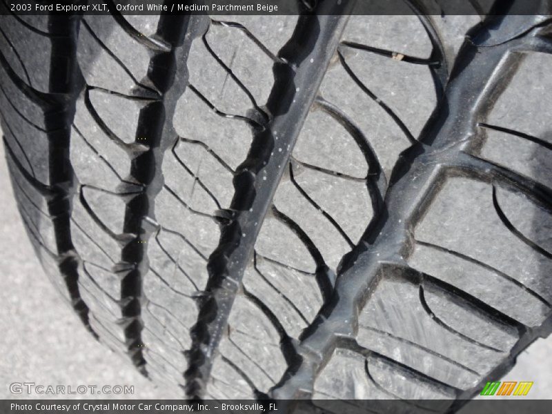 Oxford White / Medium Parchment Beige 2003 Ford Explorer XLT