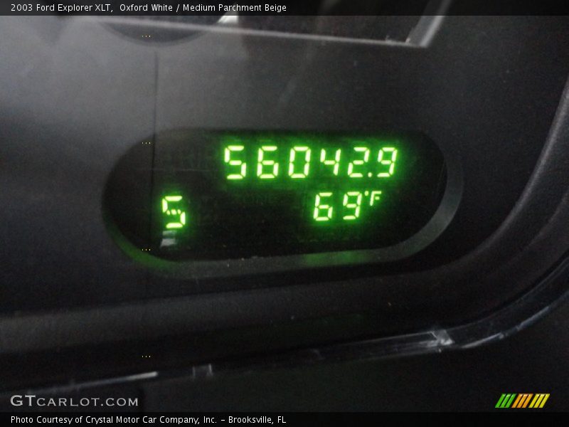 Oxford White / Medium Parchment Beige 2003 Ford Explorer XLT