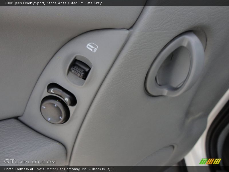 Stone White / Medium Slate Gray 2006 Jeep Liberty Sport