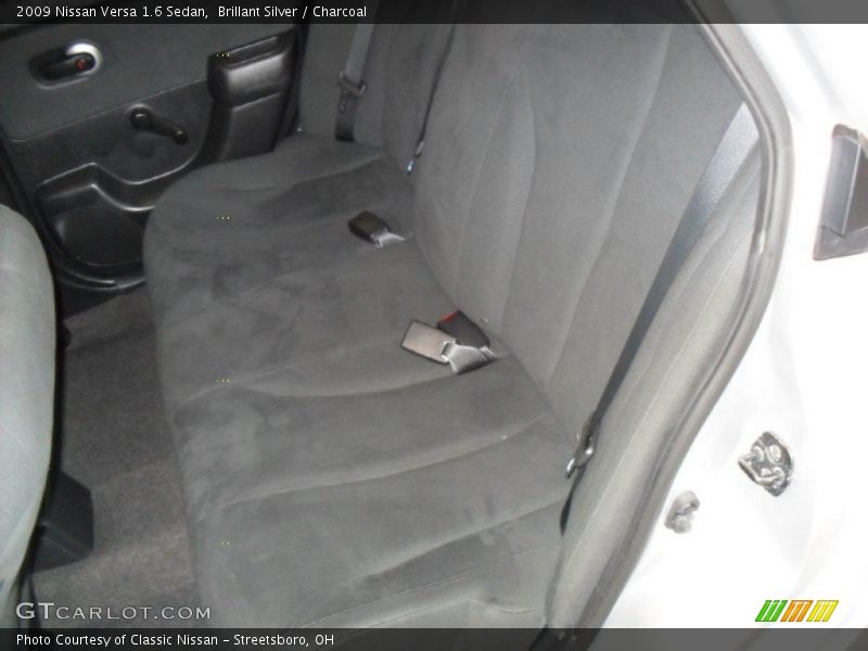 Brillant Silver / Charcoal 2009 Nissan Versa 1.6 Sedan