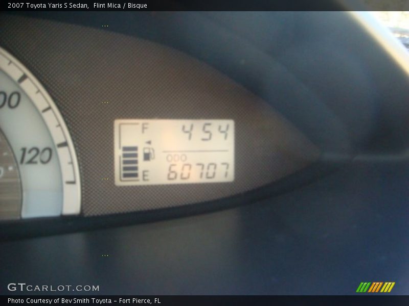 Flint Mica / Bisque 2007 Toyota Yaris S Sedan