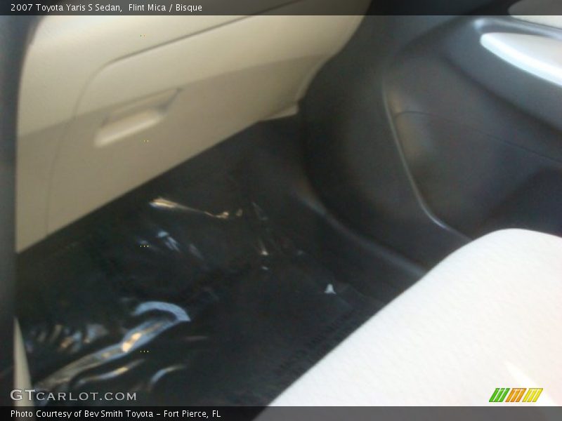 Flint Mica / Bisque 2007 Toyota Yaris S Sedan