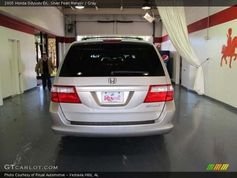 Silver Pearl Metallic / Gray 2005 Honda Odyssey EX