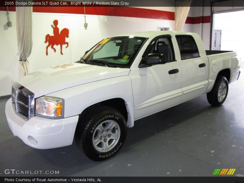 Bright White / Medium Slate Gray 2005 Dodge Dakota SLT Quad Cab
