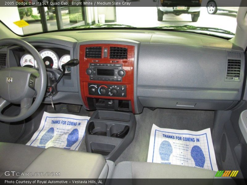 Bright White / Medium Slate Gray 2005 Dodge Dakota SLT Quad Cab