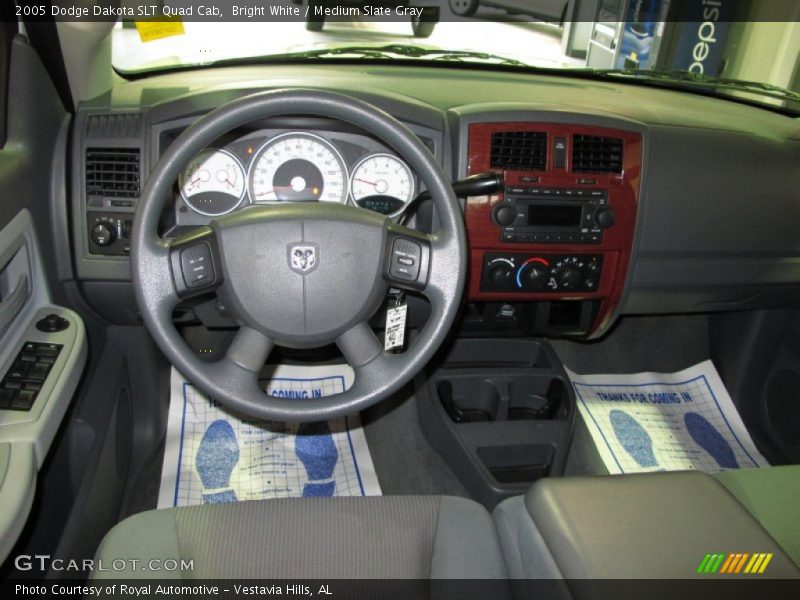 Bright White / Medium Slate Gray 2005 Dodge Dakota SLT Quad Cab