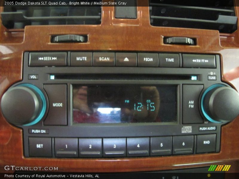Bright White / Medium Slate Gray 2005 Dodge Dakota SLT Quad Cab