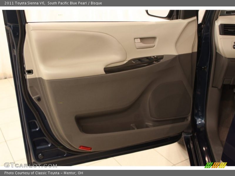 South Pacific Blue Pearl / Bisque 2011 Toyota Sienna V6