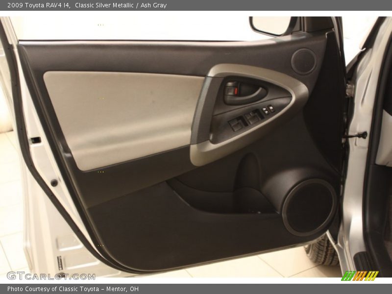 Classic Silver Metallic / Ash Gray 2009 Toyota RAV4 I4