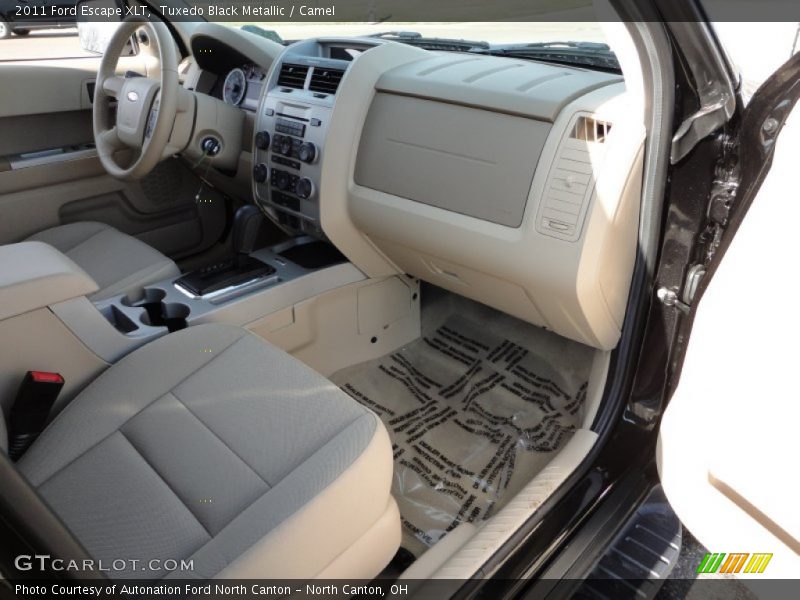 Tuxedo Black Metallic / Camel 2011 Ford Escape XLT