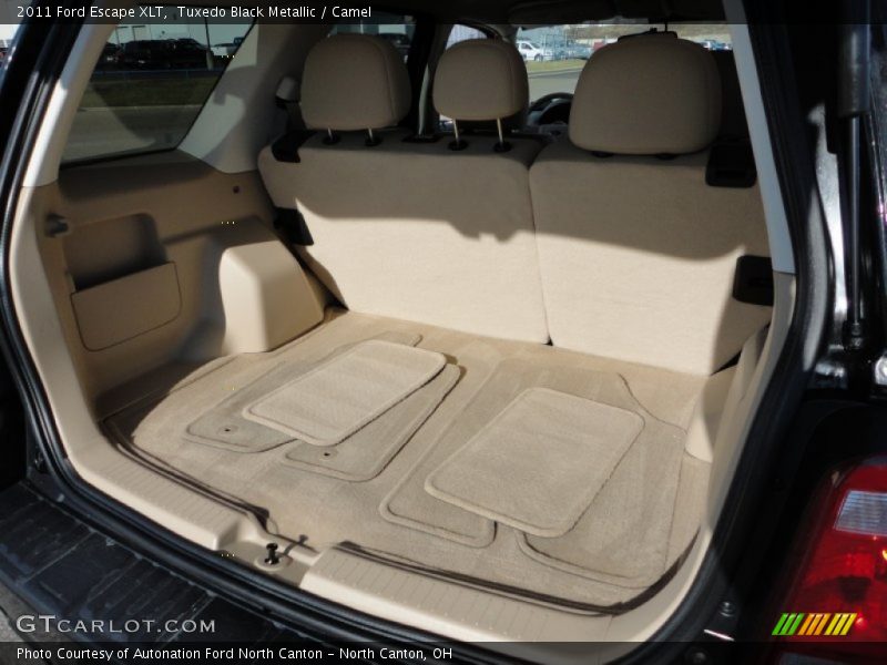 Tuxedo Black Metallic / Camel 2011 Ford Escape XLT